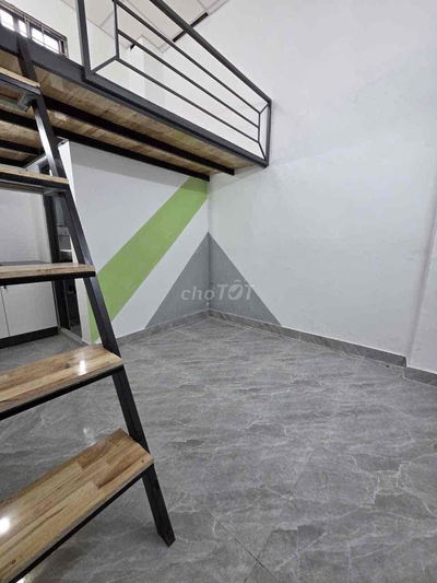 Phòng Duplex 2 Cửa Sổ Siêu Thoáng Ngay Công Viên Làng Hoa P9-Giá 3.6tr