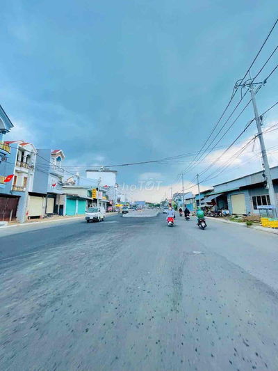 BÁN ĐẤT MTKD XE HƠI THÔNG 5.2x19 TẶNG KHO THẠNH XUÂN 25 Q12
