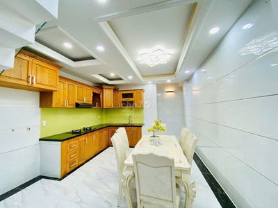 NHÀ MỚI ĐẸP – 5 TẦNG KIÊN CỐ – HẺM XE TẢI LÊ VĂN QUỚI