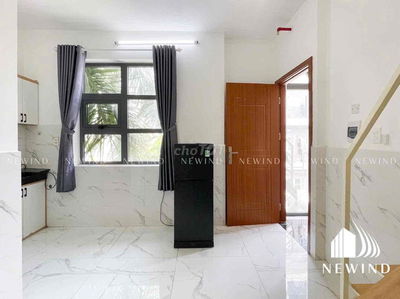 Hệ thống Căn hộ Duplex Full nội thất - Ban công/Cửa sổ - Trung tâm Q7