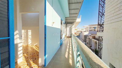 PHÒNG 1,9tr CÓ CỬA SỔ, BAN CÔNG RỘNG, BẾP RIÊNG - Nguyễn Văn Công, GV