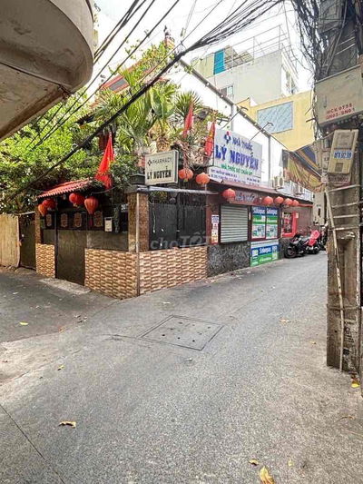 GẦN MẶT TIỀN - NGANG 5,5 x 15M - HẺM THÔNG - 87M2 - TRỆT LẦU - 4PN - B