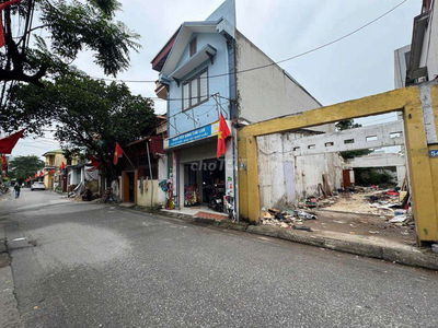 NHÀ HIẾM DIỆN TÍCH RỘNG ÔTÔ DỪNG ĐỖ KINH DOANH PHỐ THANH ĐÀM Ở NGAY.