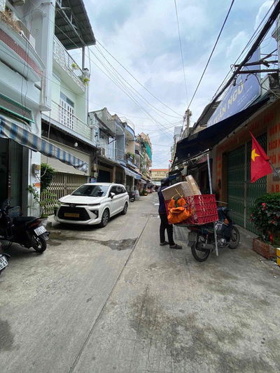 Bán nhà 2 mặt tiền chợ Phạm Văn Bạch – hẻm 6m thuê 8tr – chỉ 5 tỷ 7