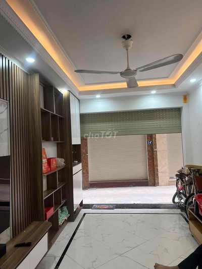 Chỉ 7,6 tỷ - KIM GIANG - HOÀNG MAI - NGÕ BAGAC TRÁNH - GẦN PHỐ - 33m2*