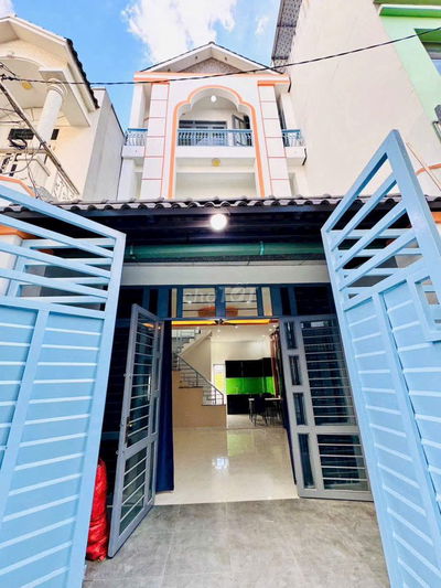 BÁN NHÀ 3 LẦU,TL16 - GẦN CHỢ CẦU ĐỒNG - NGÃ TƯ GA Q12. GIÁ : 4,98  TỈ