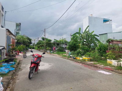 CG. LÔ ĐÁT 79M2 ĐƯỜNG GÒ CÁT NGAY VÒNG XOAY PHÚ HỮU GIÁ CHỈ Q9