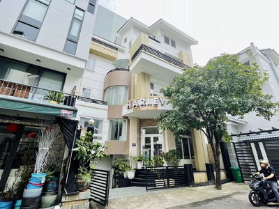 🔴BIỆT THỰ - Thang máy - Quận 3🔴11x11m (4 Tầng)