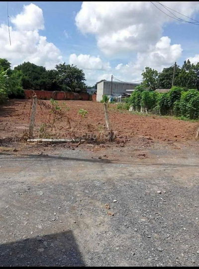 Lỗ quá rồi, cần bán gấp trả nợ, lô đất dt 1275m, có 240m thổ