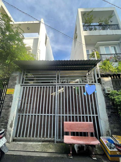 CẦN BÁN NHÀ CẤP 4 HẺM XE HƠI ,TÂY THẠNH.