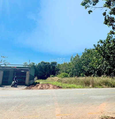 Đất đô thị 150m2 mặt tiền đường DH01