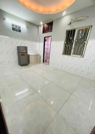 Cho thuê phòng Đường Ql50 sát bết xe quận 8 sát trường UEH, VH, KTXD