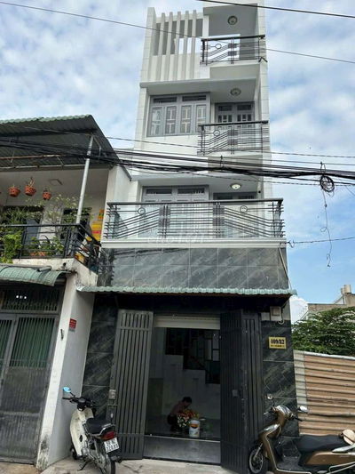 Cho thuê nhà 4 tầng sạch đẹp ở ngay,Mặt tiền đường nhánh Huỳnh Thị Hai