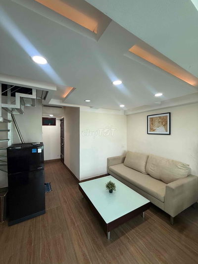 Cho thuê căn Duplex tầng cao View đẹp MT ĐBphủ