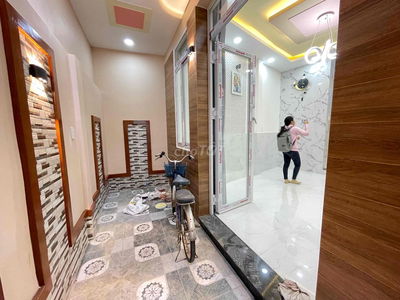 Bán nhà mới hoàn thiện đường Bình Đông Q8 nhà mới dọn vào o ngay