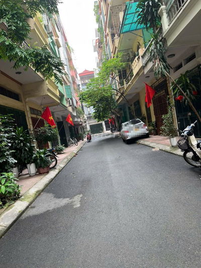 HỒ TÙNG MẬU– PHÚ DIỄN (MỚI) BÁN ĐẤT TẶNG NHÀ - KHU PHÂN LÔ,VỈA HÈ