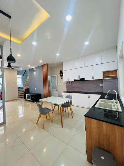 Nhà nội thất cho thuê giá 13tr/ tháng LH Hương
