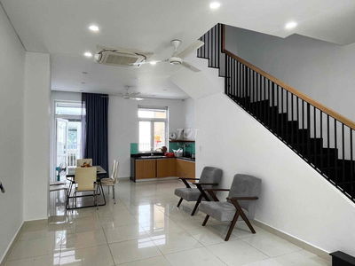 Nhà full nội thất mới KDC Park Riverside 14tr / tháng