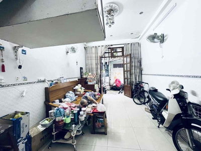 QUẬN 10 NGAY VÒNG XOAY LÝ THÁI TỔ - 37M2 ( 3.6 x 10 ) - 3 TẦNG BTCT 4