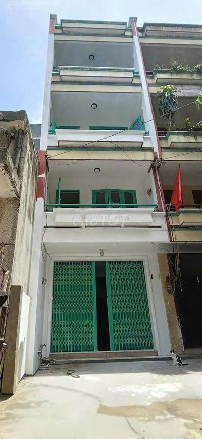 Hẻm Xe hơi Phạm Văn Hai, Tân Bình, 4 lầu, 4 PN, 5WC chỉ 17triệu/thang.