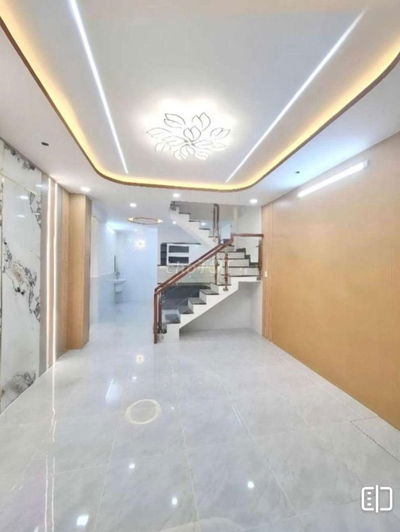 SÁT MẶT TIỀN HẺM XE TẢI THÔNG MÃ LÒ LÔ TƯ 2 TẦNG 4M x 10M Hơn 4 TY