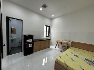 Cho thuê căn hộ mới xây xong sạch đẹp