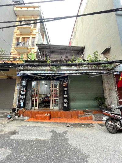 Bán Nhà  Mặt Đường  Giáp Bát. Giá 210tr/1m2 .Dt. 87m2. 🌹1% cho bạn môi
