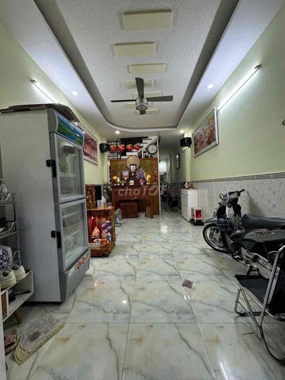 Nhà hẻm gần mặt tiền đường bùi minh trực p6 q8