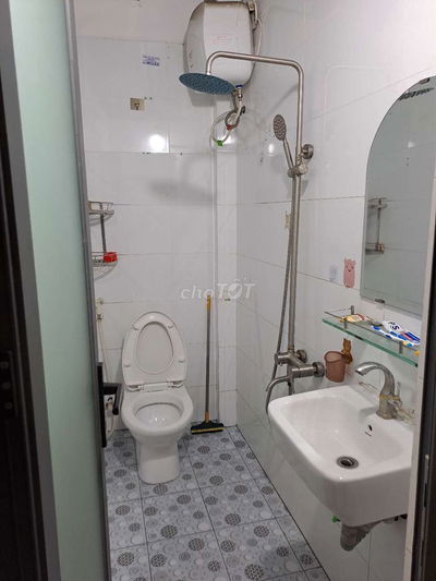 Kiot mặt tiền góc ngã 4