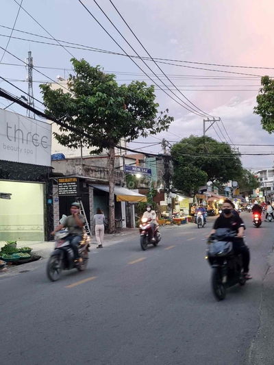 Nhà SHR 4m x 15m. 3PN. Hẻm 4m Giá 3,55 tỷ Đường Hiệp Thành 17. P. Hiệp