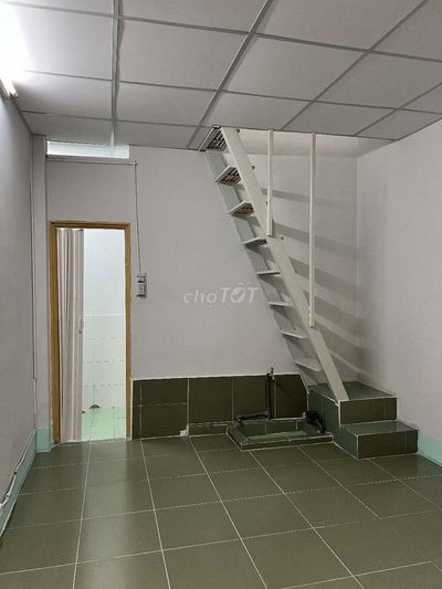 🌟 PHÒNG TRỌ GIÁ RẺ – LỐI ĐI RIÊNG – NGAY TRUNG TÂM QUẬN 4.Giá cực mềm