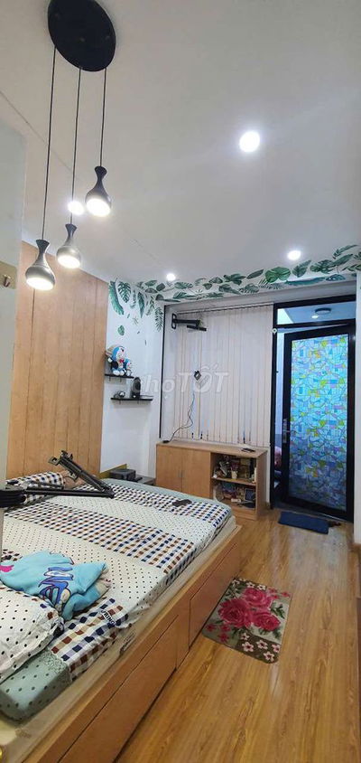 mặt tiền nguyễn tiểu la f5 q10 / 3.2 dài 17