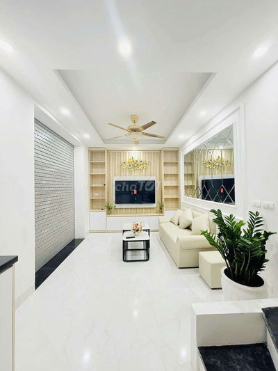 BÁN NHÀ CẠNH KĐT CIPUTRA PHẠM VĂN ĐỒNG, BẮC TỪ LIÊM. 5 TẦNG GIÁ 7 TỶ