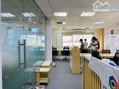 Cho Thuê Văn Phòng fULL Nội Thất THANH XUÂN t 100m2 giá  13tr 900K