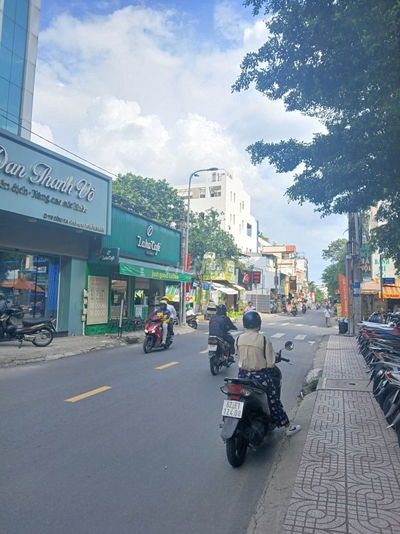 MẶT TIỀN QUẬN 10 – NGANG 6.2M HIẾM – KD ĐA NGÀNH NGHỀ