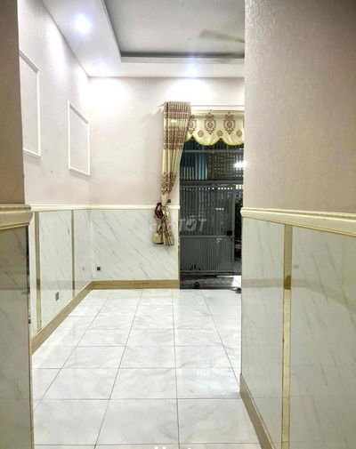 Nhà cho thuê nguyên căn 80m2 có: 2pn nằm gần chợ Tân Long - Dĩ An