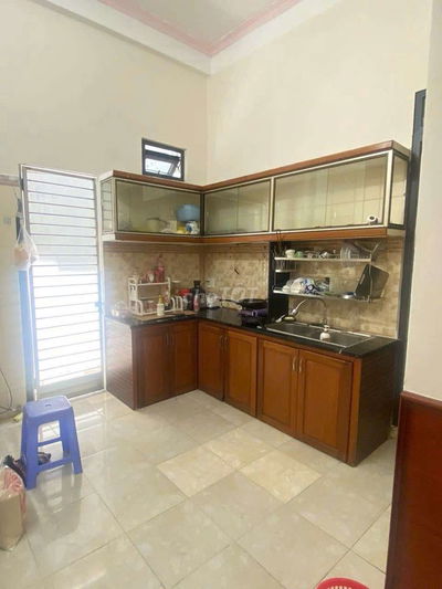 Cho thuê nhà MT gần Hồ Nghinh