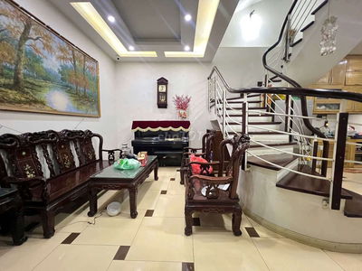 Phố vip Đào Tấn, mặt ngõ thông, sát phố, dân xây, dân trí 40*5T