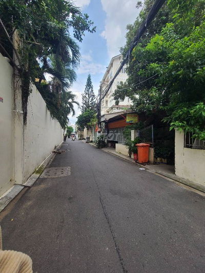 NHÀ HẺM XE HƠI QUẬN 6, 65m2, GIÁ *** KHU VỰC , GIÁ HƠN 4 TỶ