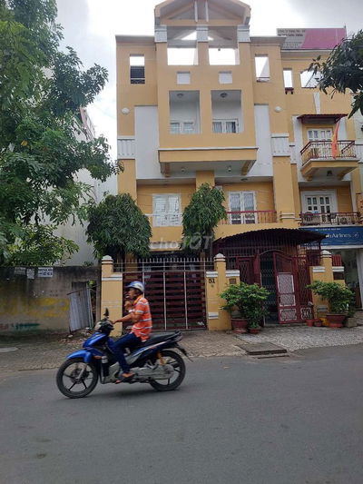 Bán lô đất trống mặt tiền đường 783 tạ quang bửu p4,Q8