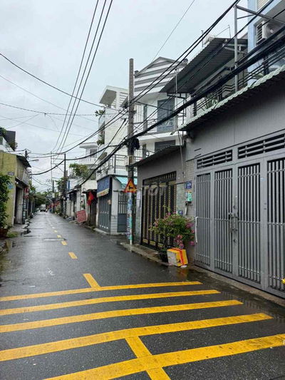 BÁN ĐẤT TẶNG NHÀ MT ĐƯỜNG SỐ 8