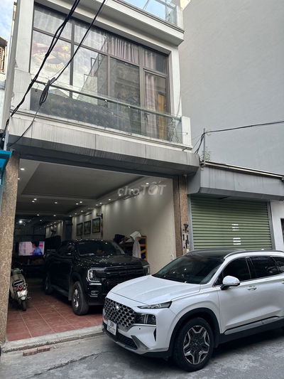 cần bán nhà phố 98m + 3 phòng ngủ phố nguyễn văn linh long biên hn