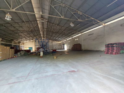Cho thuê kho xưởng tại Phường Tân Thuận, Quận 7, DT 800m² GIÁ RẺ.