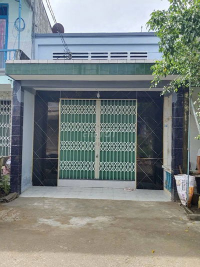 Bán gấp căn nhà Đ.Tân Hiệp 10 , hóc môn 121m2 SHR. Giá 985Tr