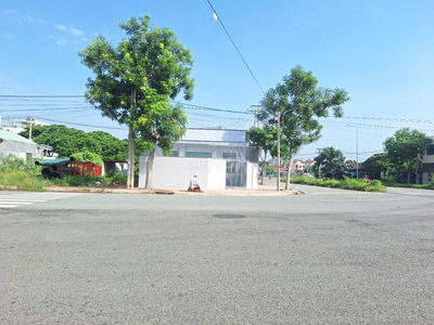 Đất mặt tiền kinh doanh KDC Châu Thới, phường Bình An, TP Dĩ An.