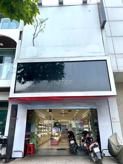 Cho Thuê Nhà Đường Lê Văn Duyệt, Bình Thạnh ( Sân Rộng - Nhà Suốt )