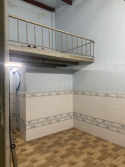 phòng  trọ mặt tiền đường quận 7
