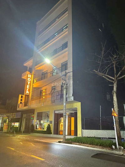Bán nhà nghỉ 6 tầng kdc vietsing An Phú Thuận An
