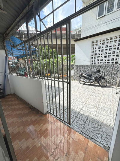 CHÍNH CHỦ CHO THUÊ PHÒNG GÁC CAO ở Nguyễn Thị Thập