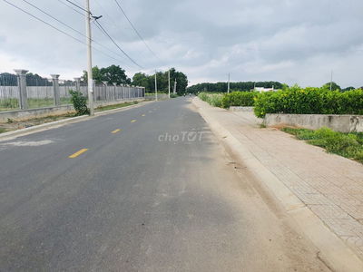 Bán 3 lô đất Biển Hồ Tràm. Mặt tiền đường ODA, ngay UBND Phước Thuận